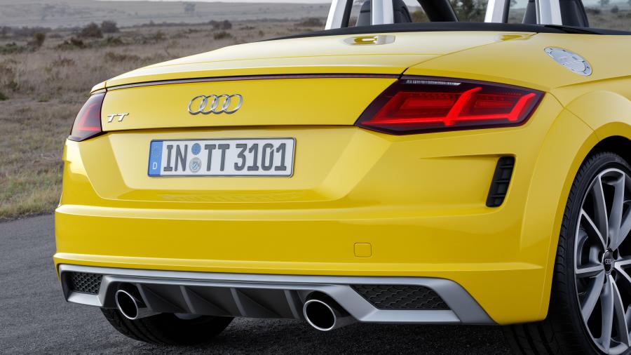 Детали экстерьера Audi TT Roadster S-Line (8S) 2018 года  (WW) (фото 4 из 33)